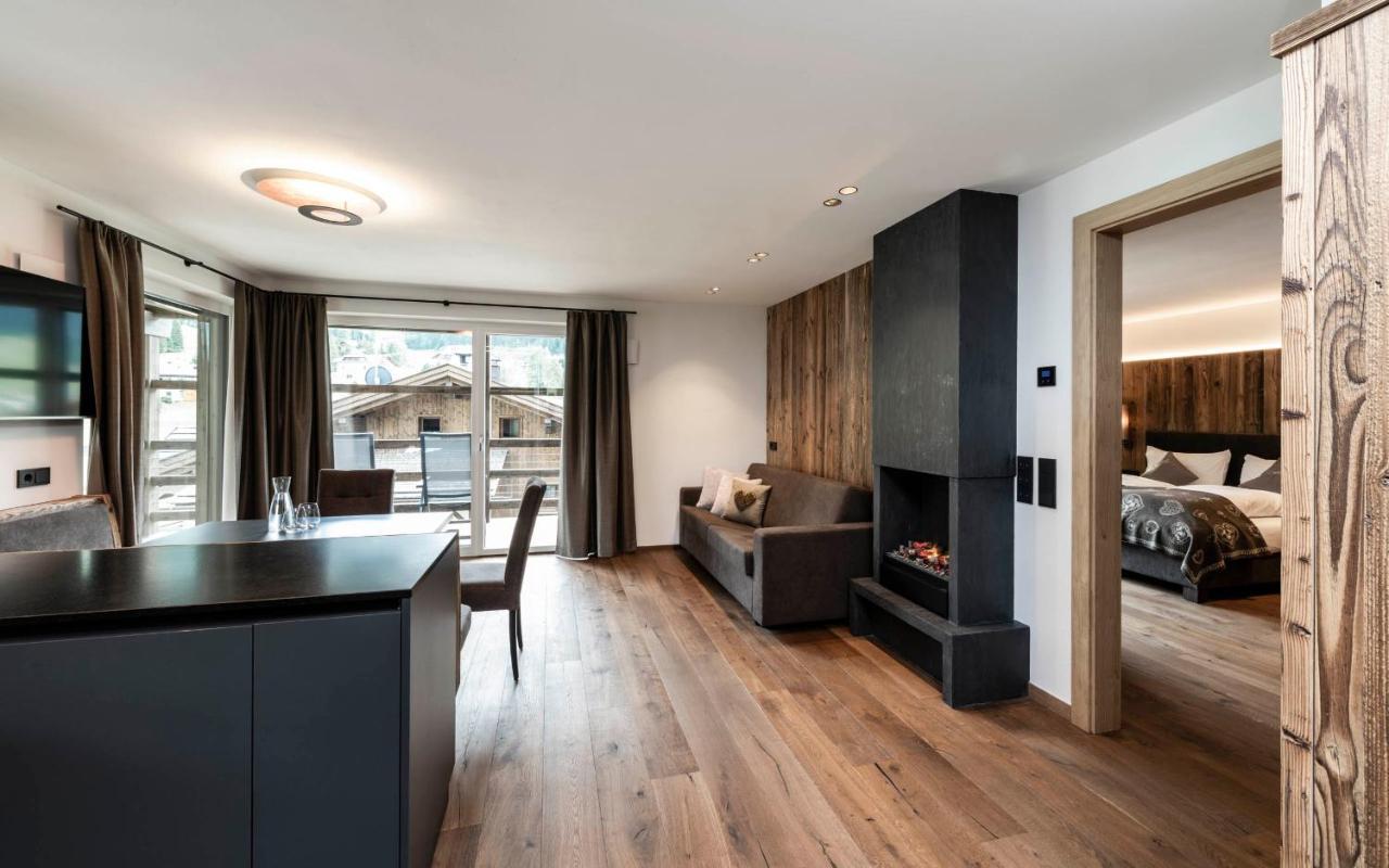 Cadepunt The Dolomites Lodge 塞尔瓦迪加尔代纳山谷 外观 照片
